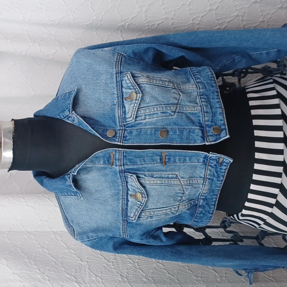 Fashion Nova Knotted Denim Jacket - Picture 3 of 10